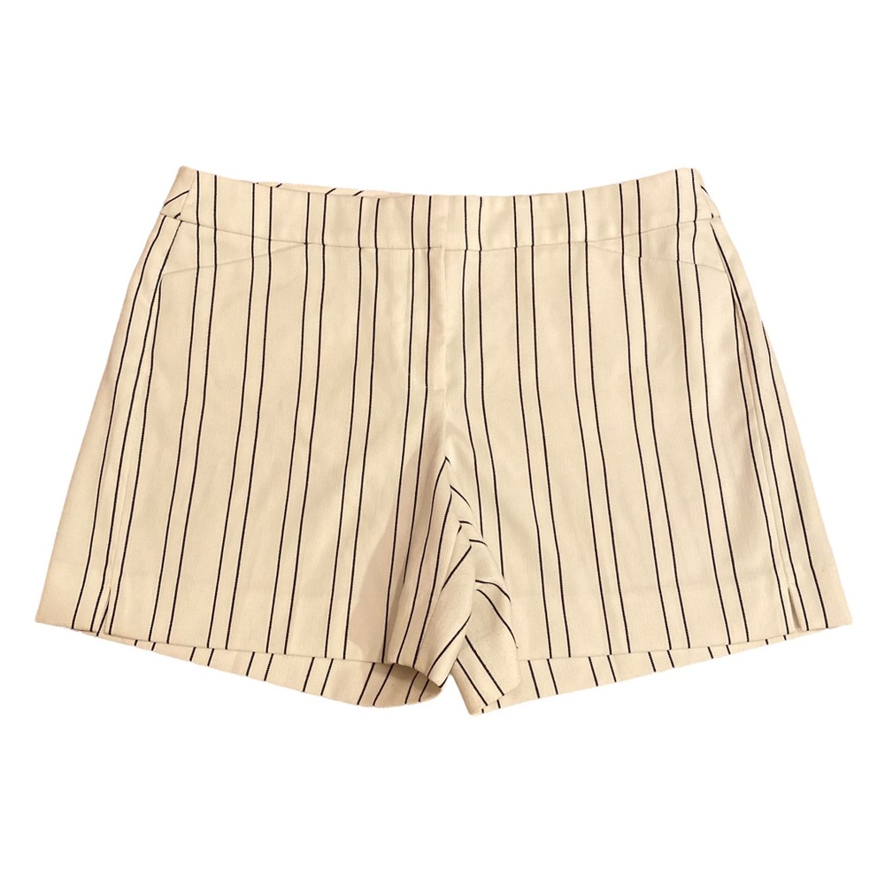 WHITE HOUSE BLACK MARKET | BLACK & WHITE STRIPED SHORTS SZ 6 - Picture 11 of 11